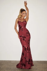 Sexy Slim-Fit Embroidered Dress with Suspenders